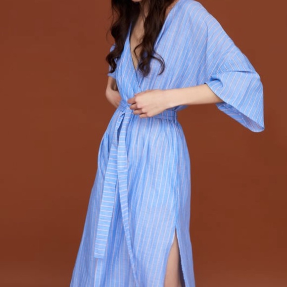 Zara Dresses & Skirts - Zara stripe belted dress